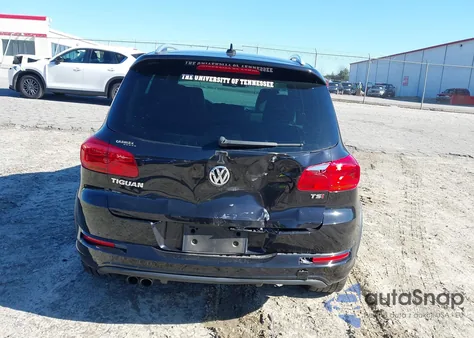 2016 Volkswagen Tiguan R-Line из США, поврежденный, VIN WVGAV7AX8GW073811